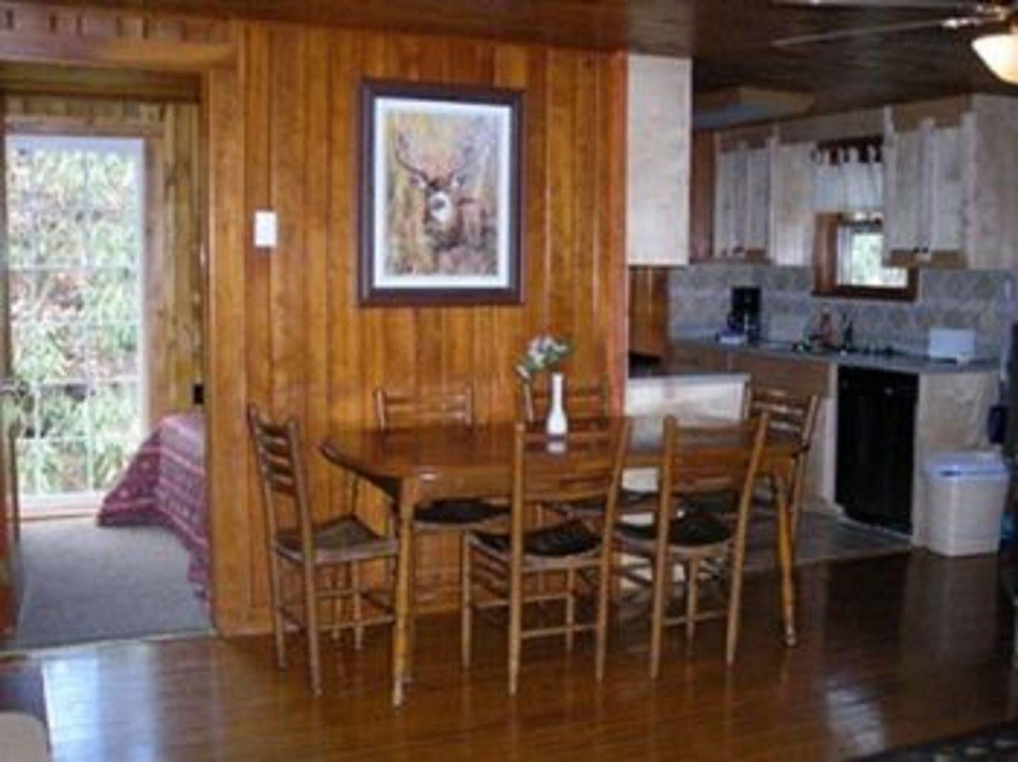 Cabins At Twinbrook Resort Maggie Valley Exteriör bild