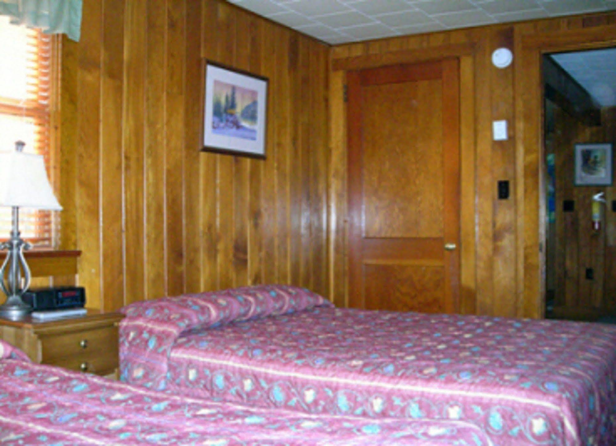 Cabins At Twinbrook Resort Maggie Valley Exteriör bild
