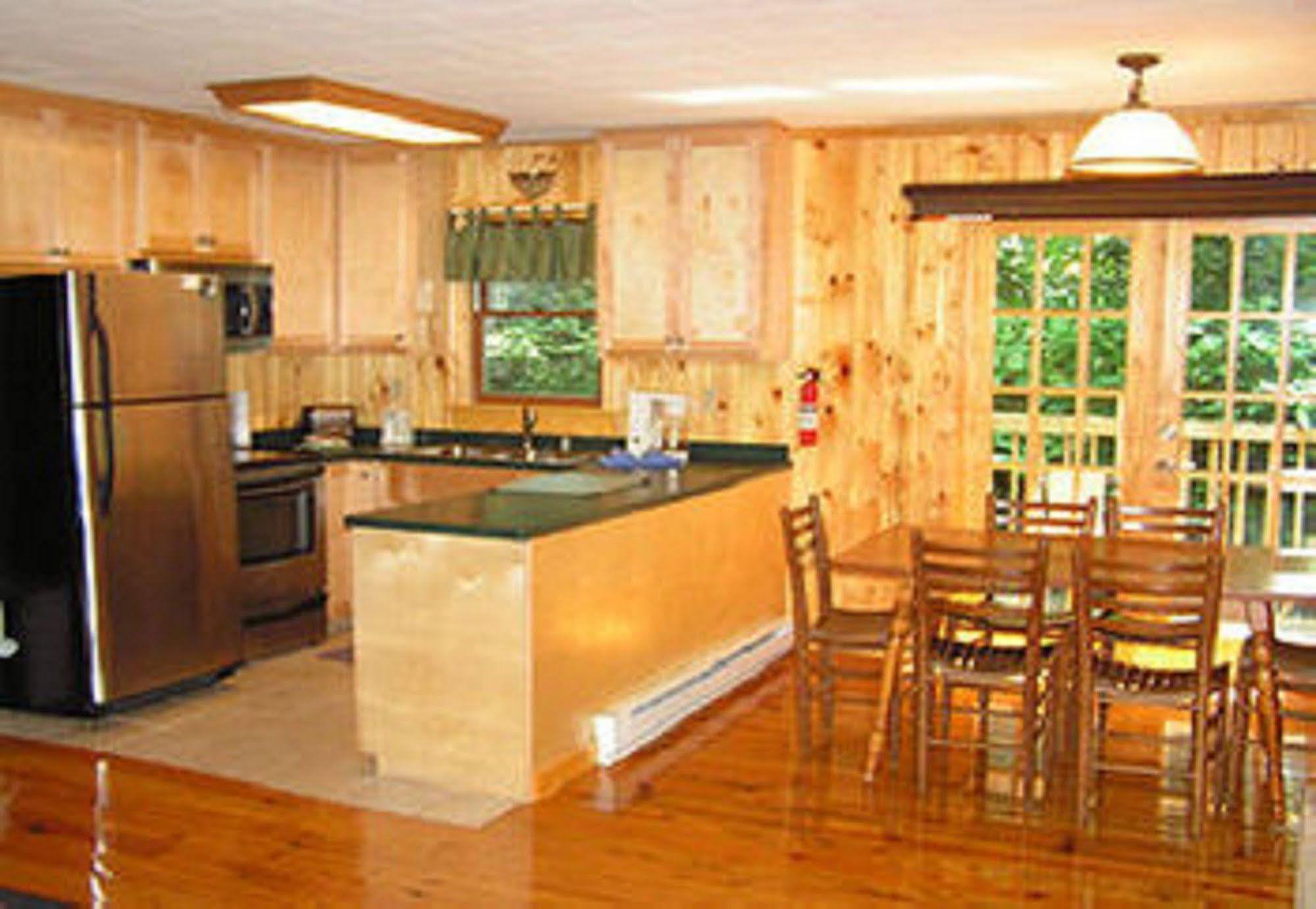 Cabins At Twinbrook Resort Maggie Valley Exteriör bild